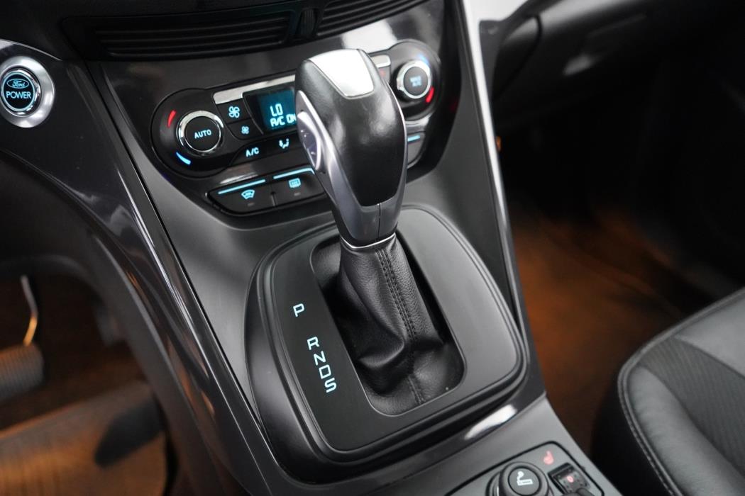 FORD Kuga 2013