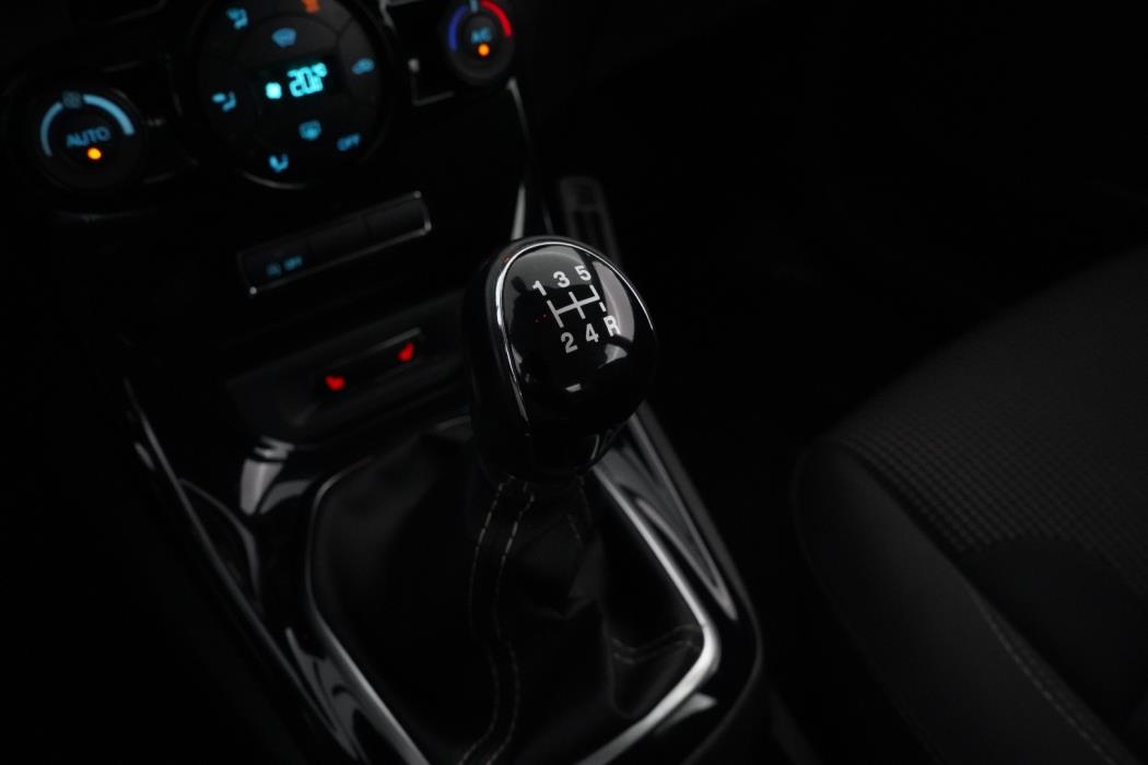 FORD Fiesta 2017
