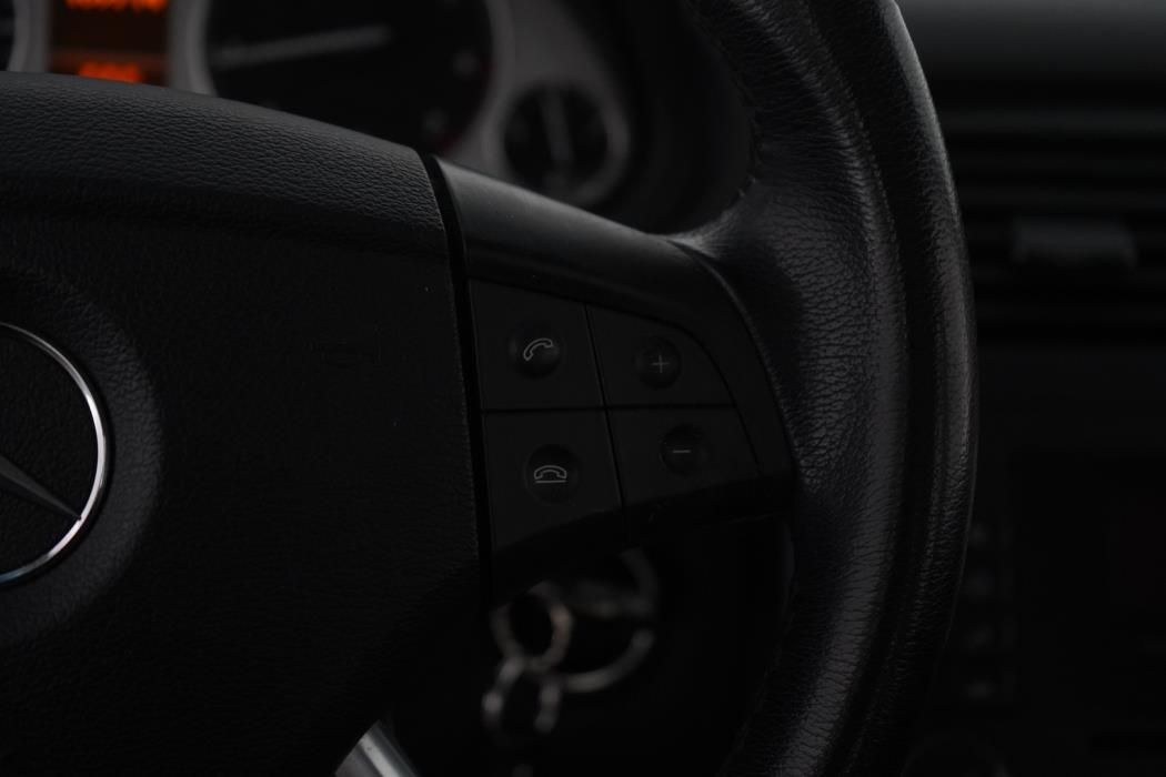 MERCEDES-BENZ B 2006