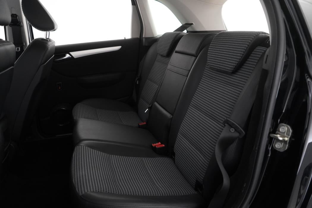 MERCEDES-BENZ B 2006