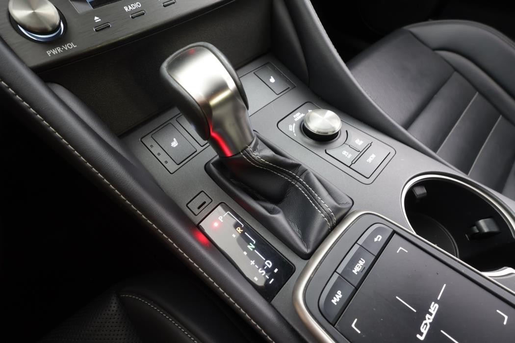 LEXUS RC 2019