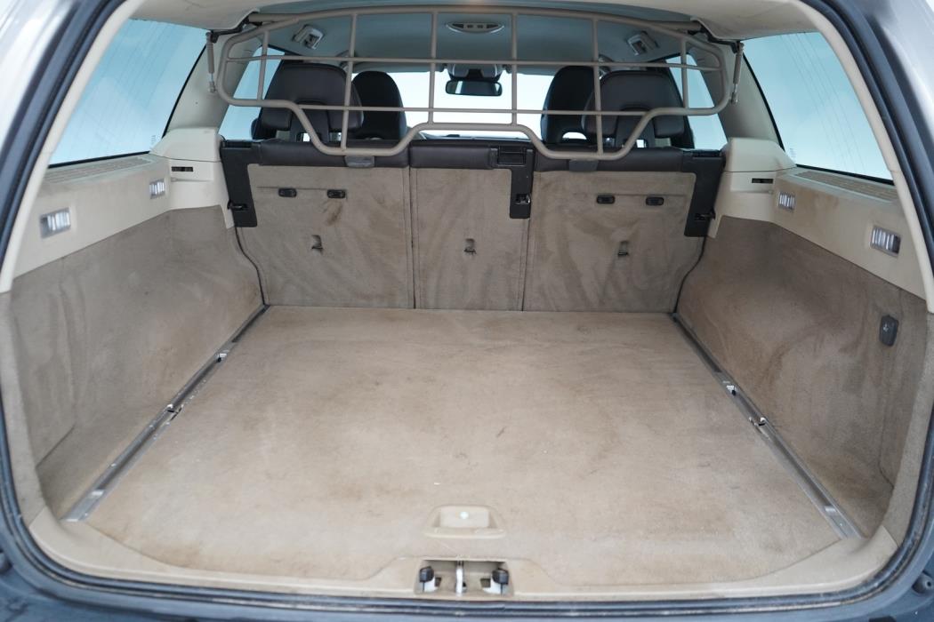 VOLVO XC70 2011