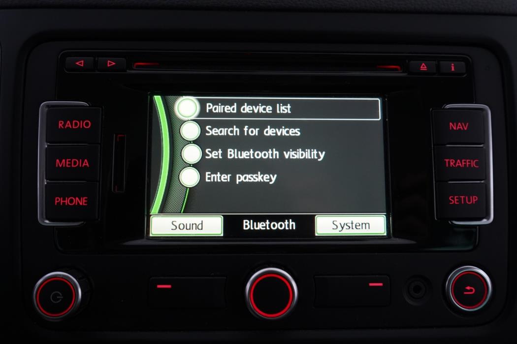 VOLKSWAGEN Sharan 2012
