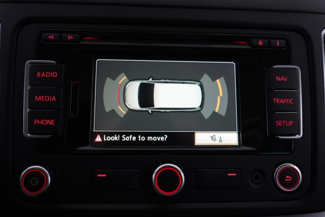 VOLKSWAGEN Sharan 2012