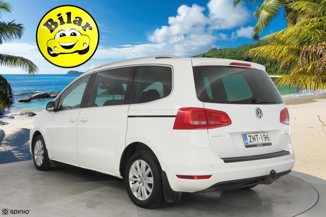 VOLKSWAGEN Sharan 2012