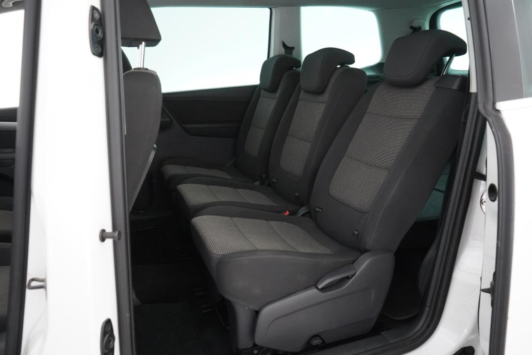 VOLKSWAGEN Sharan 2012