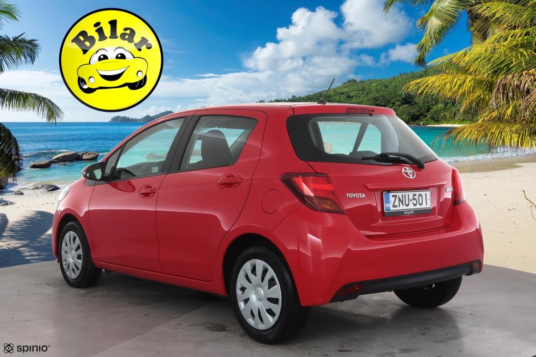TOYOTA Yaris 2016