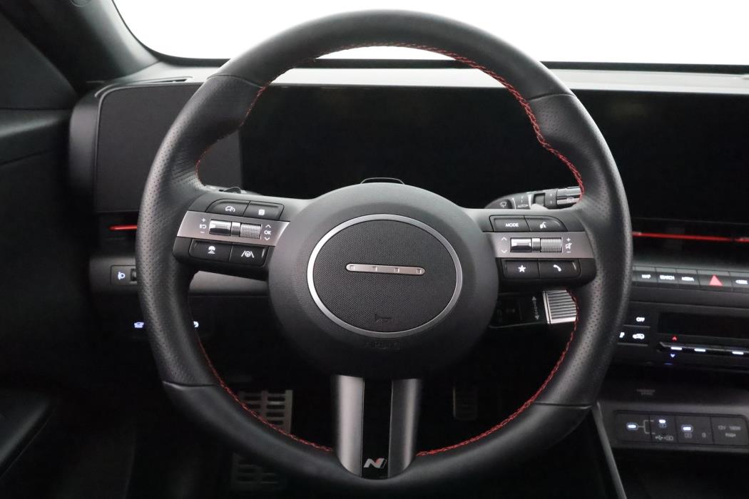 HYUNDAI KONA ELECTRIC 2025