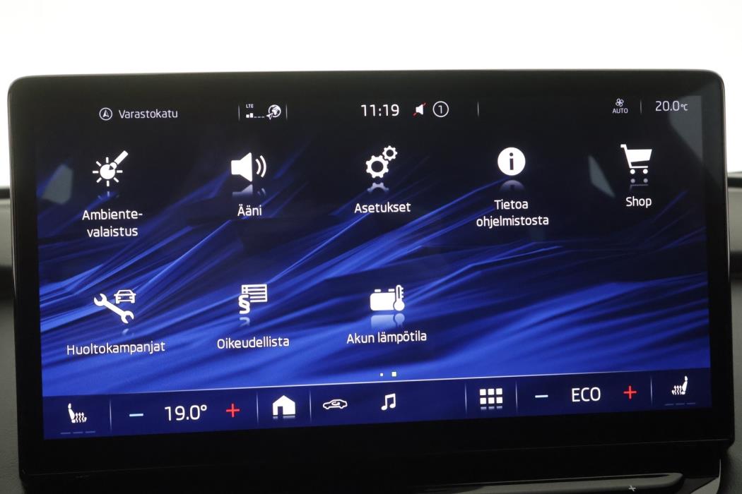 SKODA Enyaq 2022