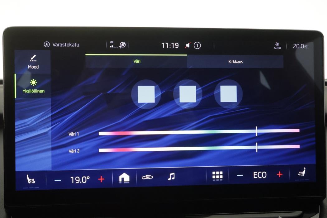 SKODA Enyaq 2022