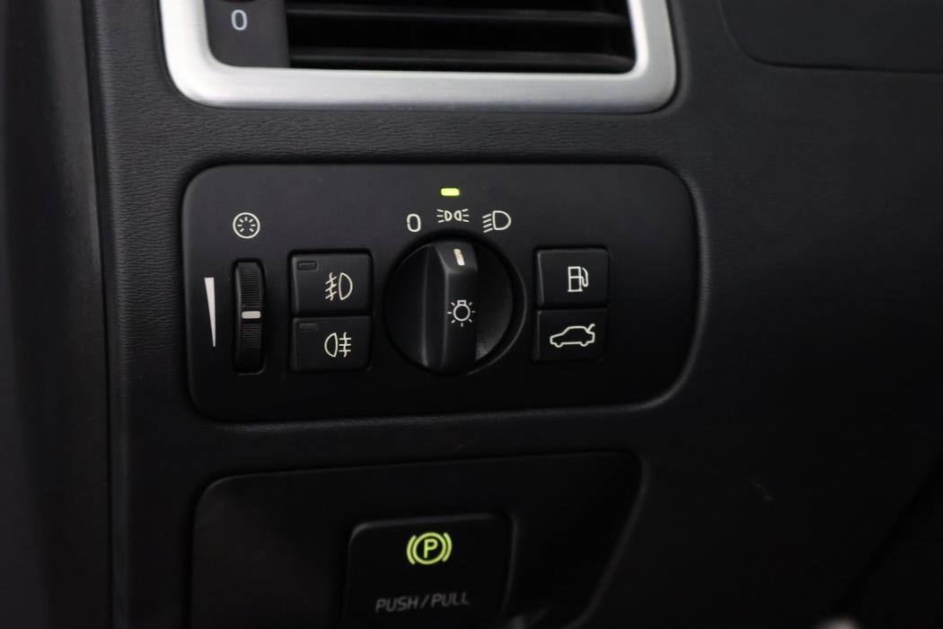 VOLVO XC70 2008