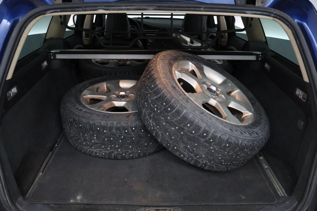 VOLVO XC70 2008