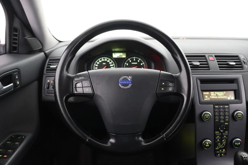 VOLVO V50 2011