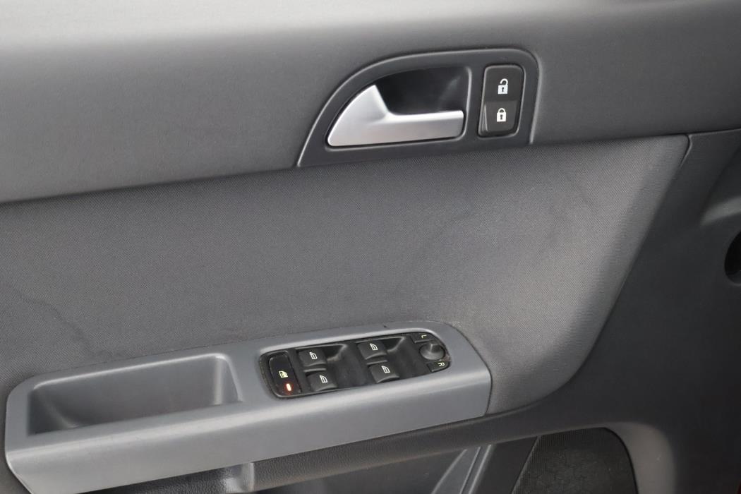 VOLVO V50 2011