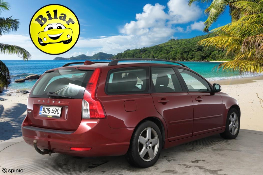 VOLVO V50 2011