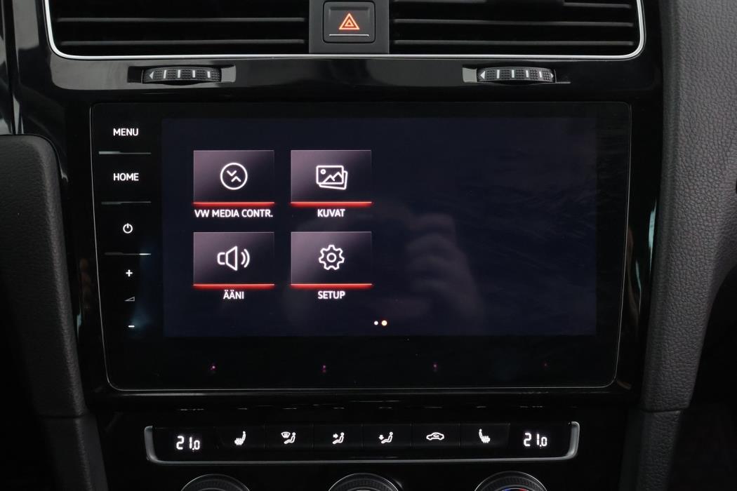 VOLKSWAGEN Golf 2017