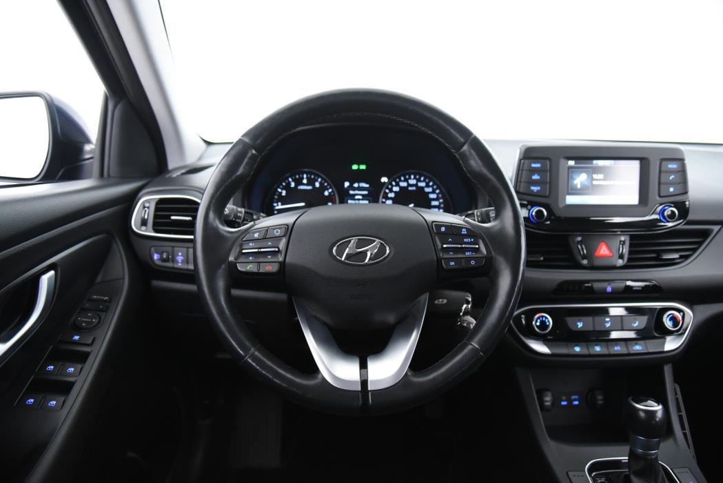 HYUNDAI i30 5d 2017