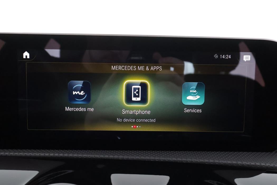 MERCEDES-BENZ A 2019