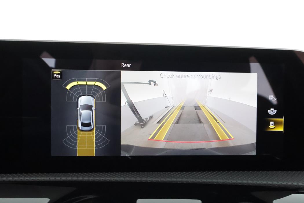 MERCEDES-BENZ A 2019