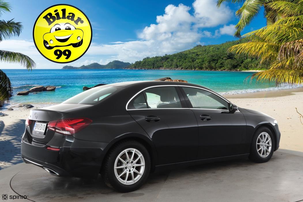 MERCEDES-BENZ A 2019