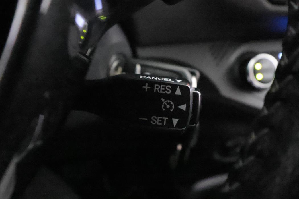 TOYOTA Yaris 2019