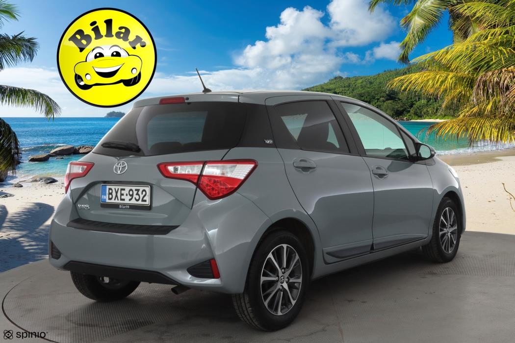 TOYOTA Yaris 2019