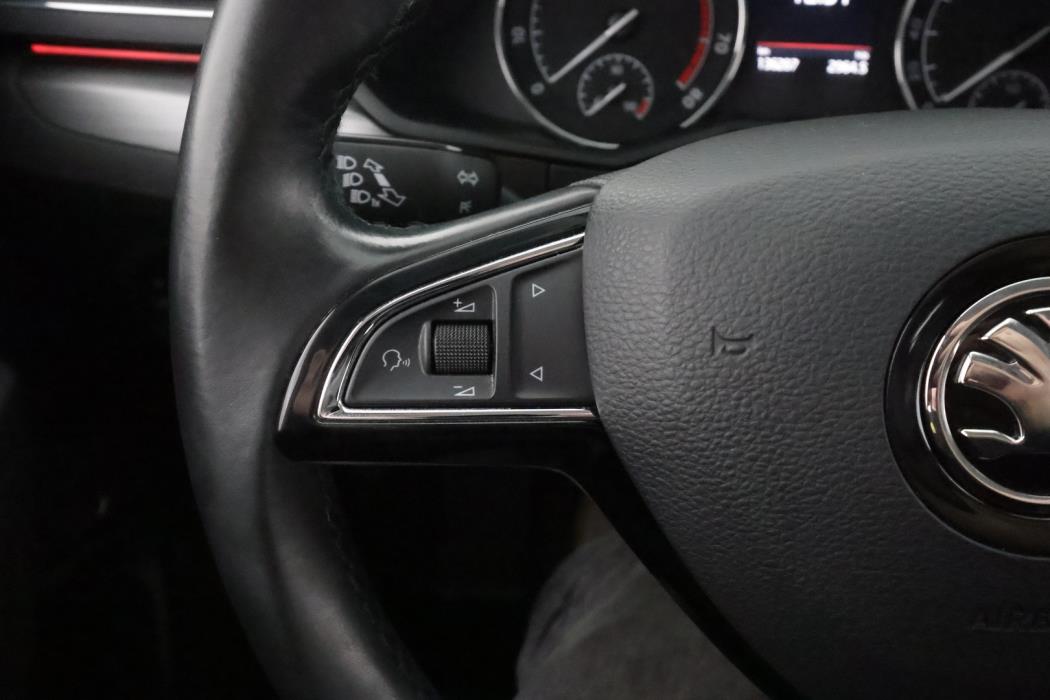 SKODA Superb 2019