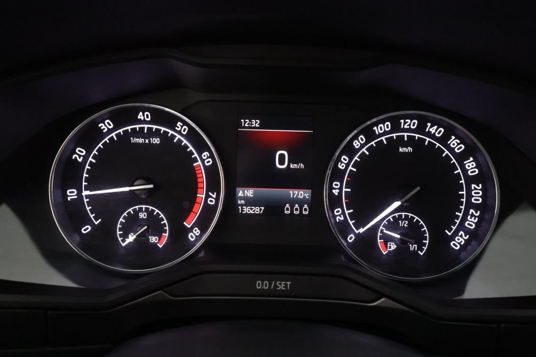 SKODA Superb 2019