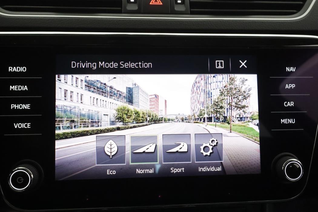 SKODA Superb 2019