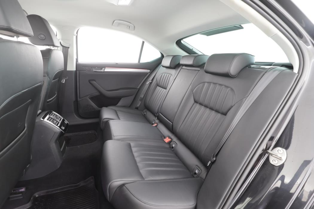SKODA Superb 2019