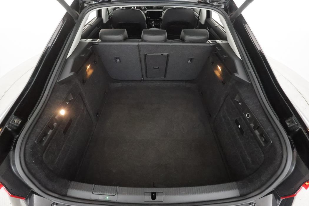 SKODA Superb 2019