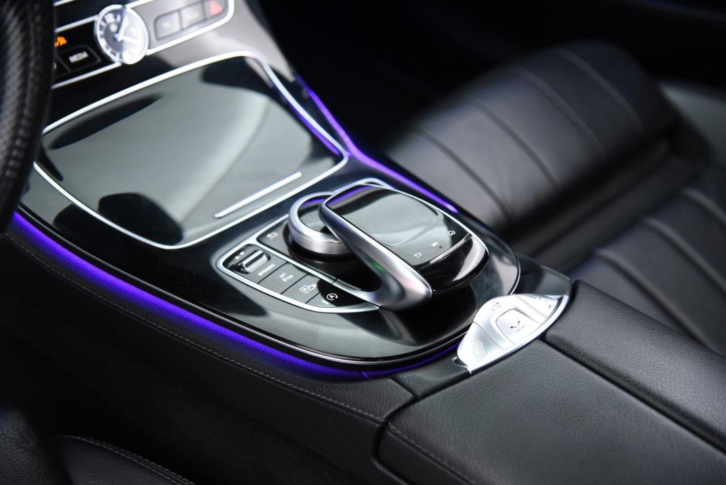 MERCEDES-BENZ E 2018