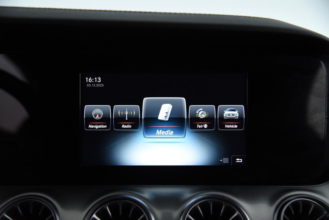 MERCEDES-BENZ E 2018