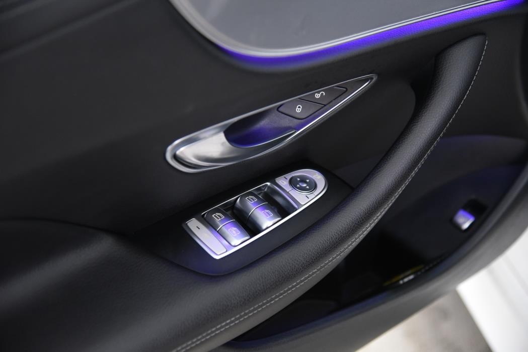 MERCEDES-BENZ E 2018