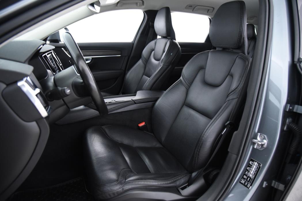 VOLVO V90 Cross Country 2019