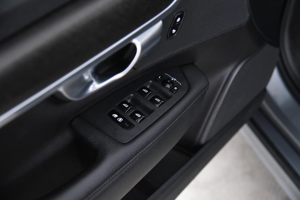 VOLVO V90 Cross Country 2019