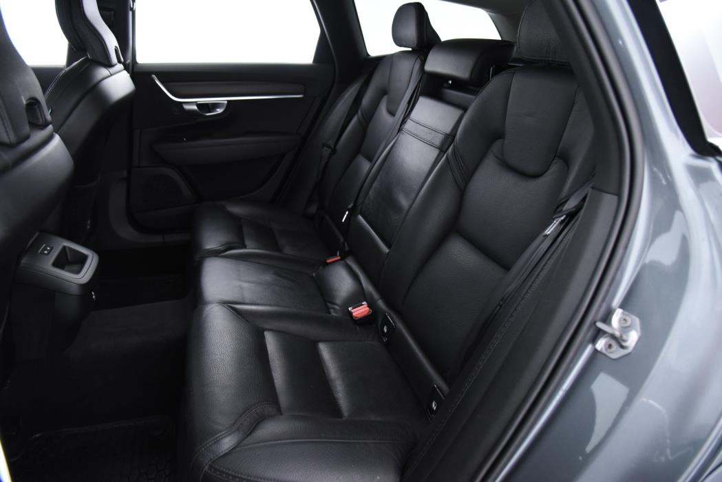 VOLVO V90 Cross Country 2019