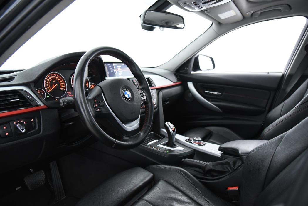 BMW 328 2013