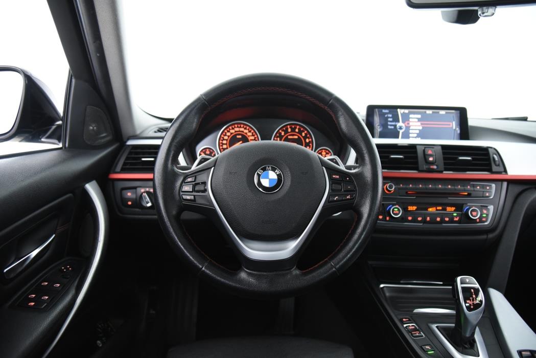 BMW 328 2013