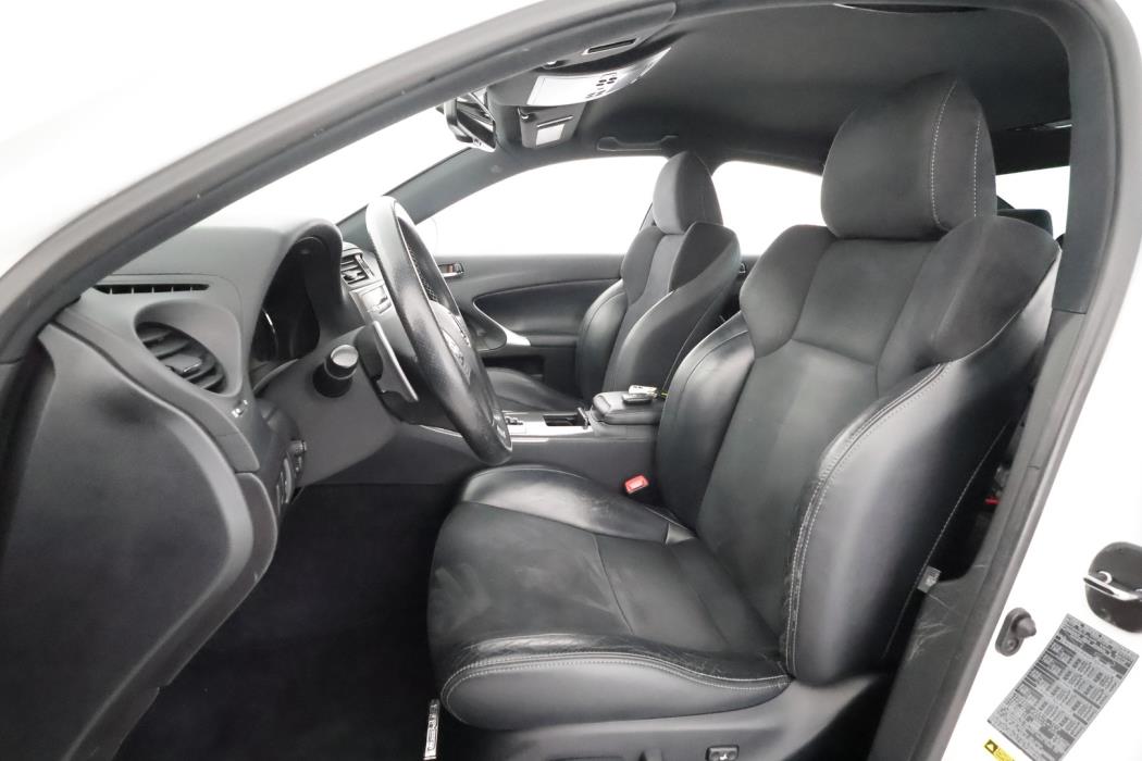 LEXUS IS 2012