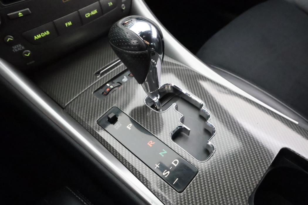 LEXUS IS 2012