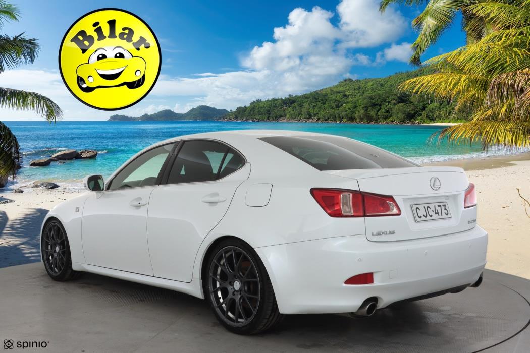 LEXUS IS 2012