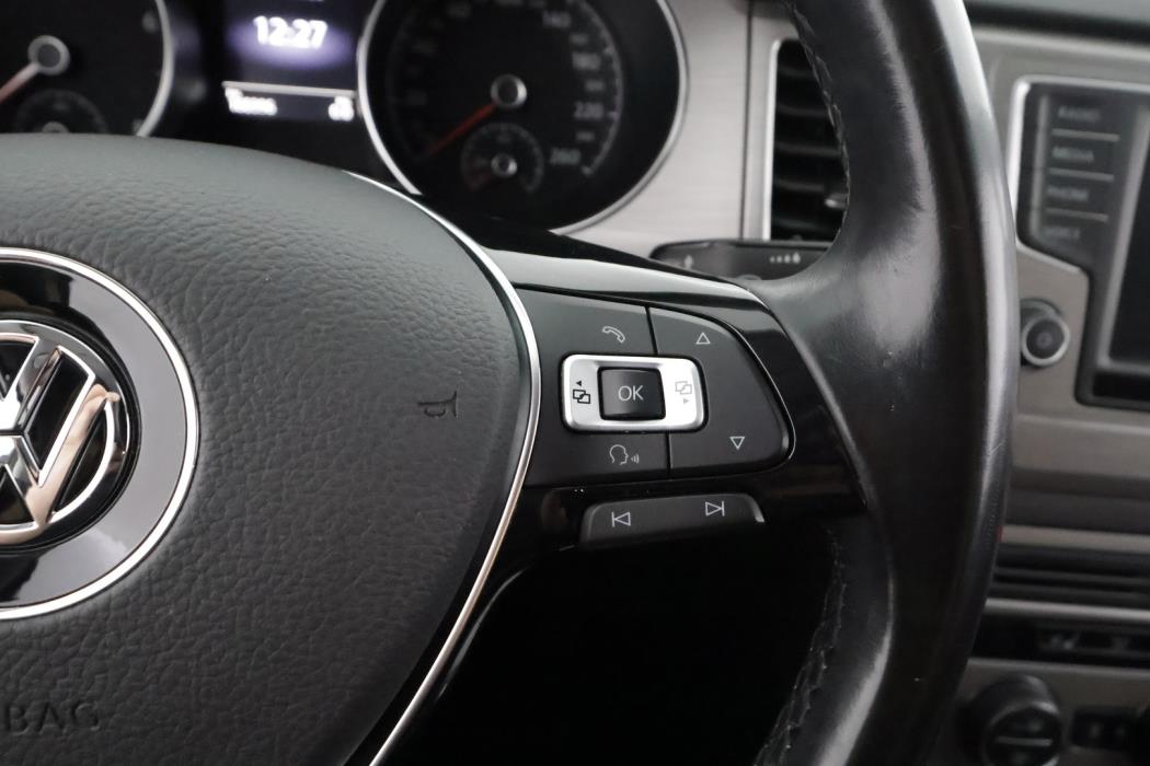 VOLKSWAGEN Golf Sportsvan 2016