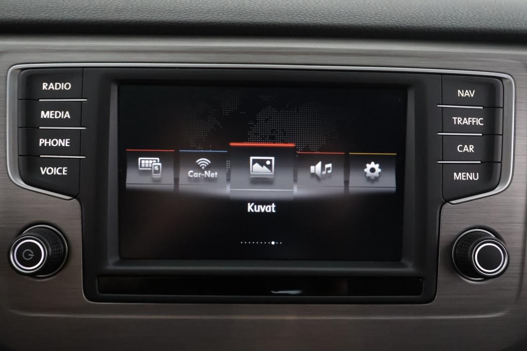 VOLKSWAGEN Golf Sportsvan 2016