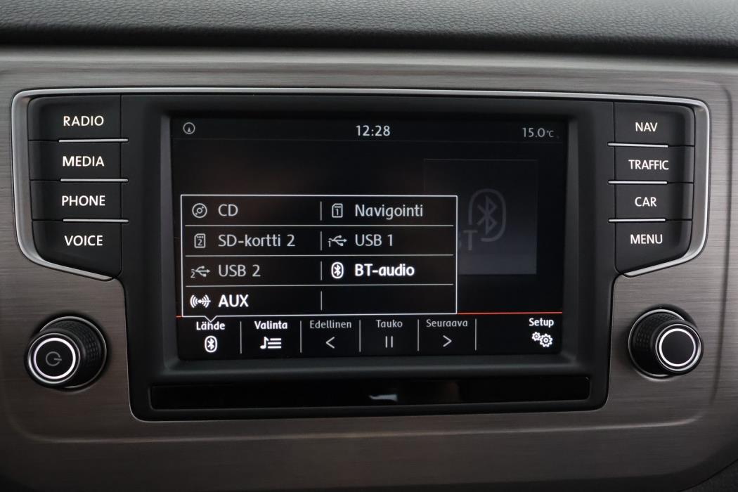 VOLKSWAGEN Golf Sportsvan 2016