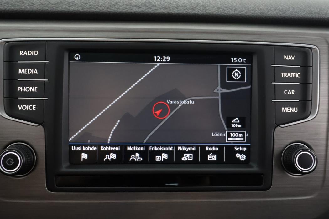VOLKSWAGEN Golf Sportsvan 2016