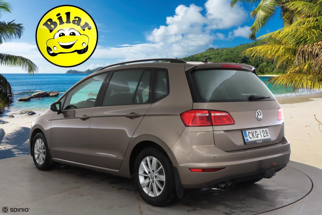 VOLKSWAGEN Golf Sportsvan 2016