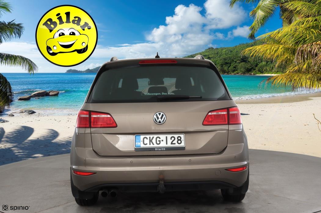 VOLKSWAGEN Golf Sportsvan 2016
