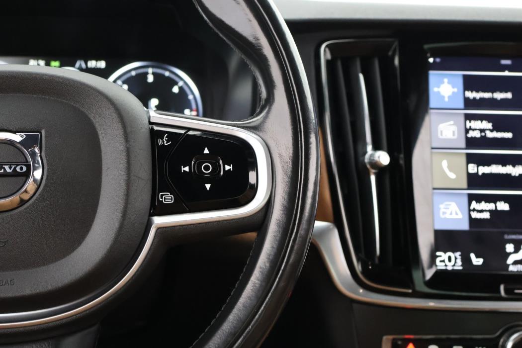 VOLVO S90 2016