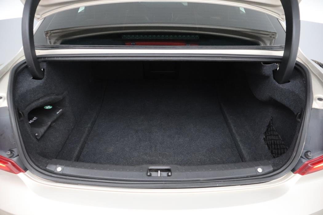 VOLVO S90 2016
